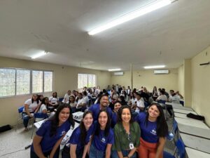 Projeto de Extensão Cine Juventudes aborda distúrbio alimentares com estudantes da  Escola EEMTI Monsenhor José Gerardo Ferreira Gomes