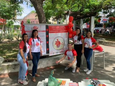Estudantes do Curso de Enfermagem da F5 participam de atividades na Praça de Cuba